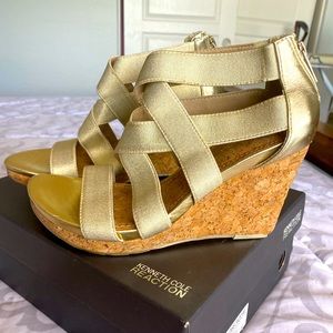 Gold Flex Strap Wedges
